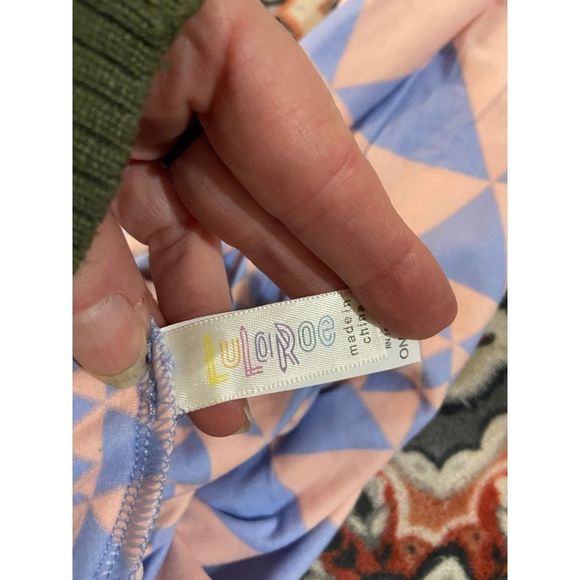 LuLaRoe Aztec Pattern Leggings Womens Full Length Leggings Size:One Size Pink & - Picture 4 of 7